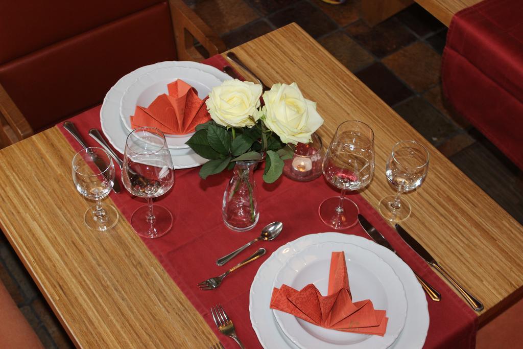 Ristorante Pizzeria Pension Taormina Roßhaupten Exterior foto